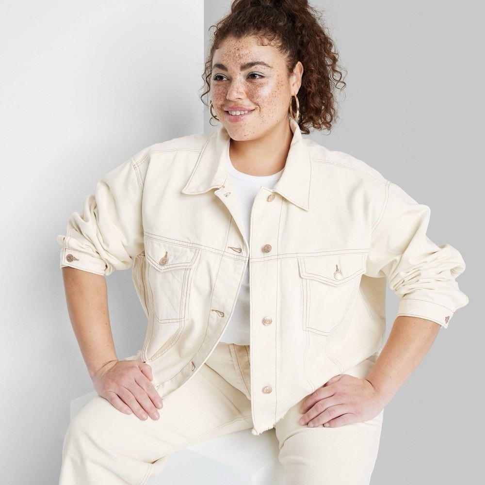 Wild Fable Cream Cropped Denim Trucker Jacket XL Raw Hem NWOT - Picture 3 of 11